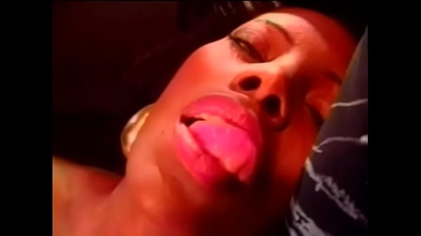 Chocolate Drop Gets Her Fingers Dirty