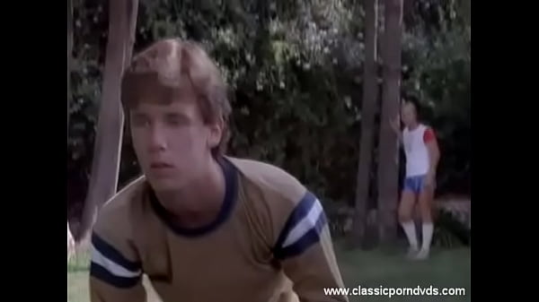 Vintage MILF Gets Her Freak On