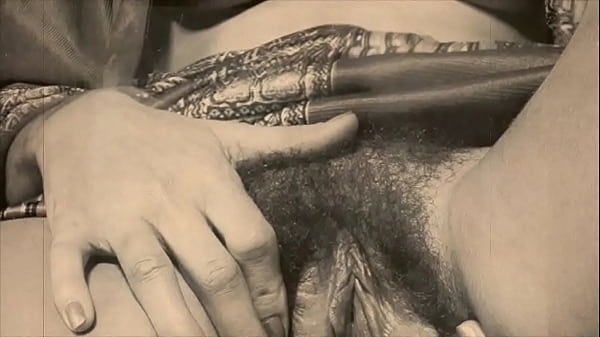 Stepmom Gets a Sloppy 70s Tongue Bath