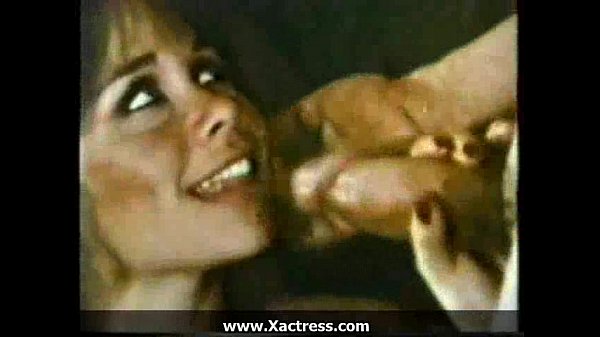 Vintage Anal Ride – She LOVES It