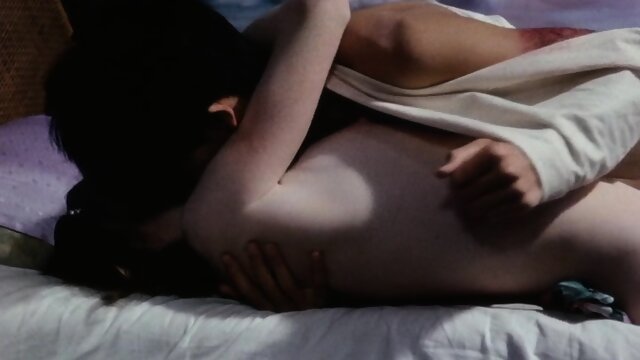 Old School Lay: She Knows What You Like