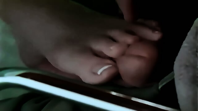 Foot Worship: She Loves a Good Sole-Sucking