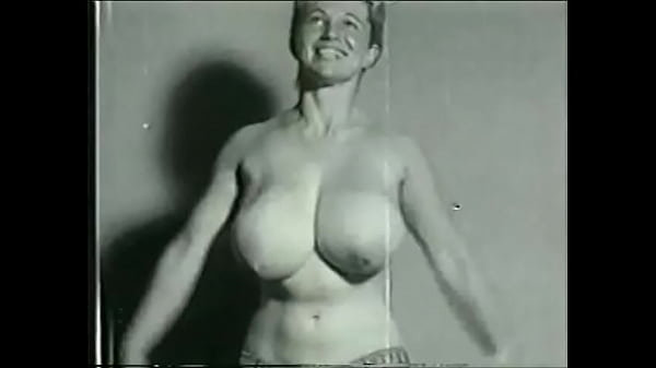 Gymnast Flashes Her Juicy Tits After Practice